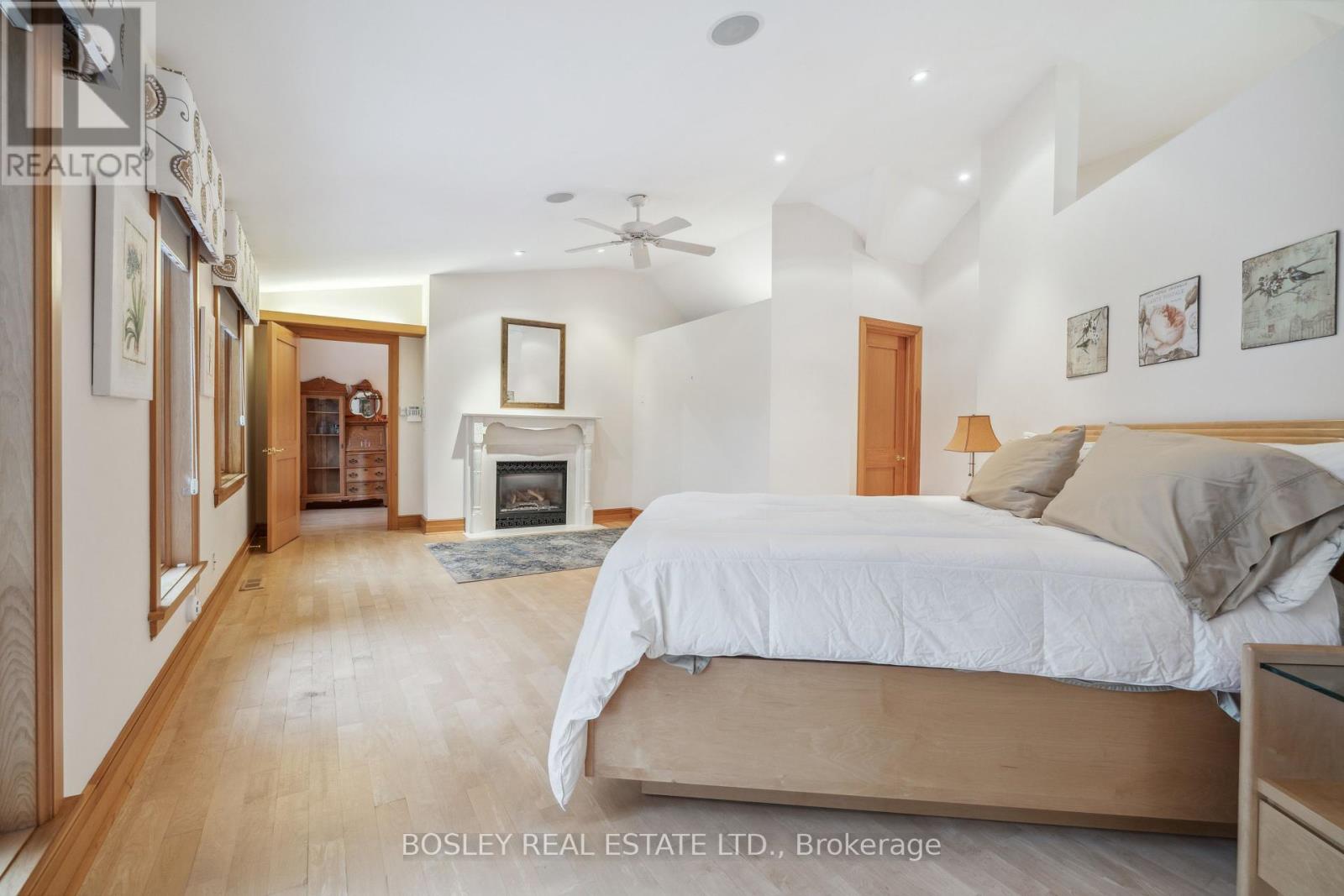 76 Old Mill Road, Toronto, Ontario  M8X 1G8 - Photo 22 - W12165037