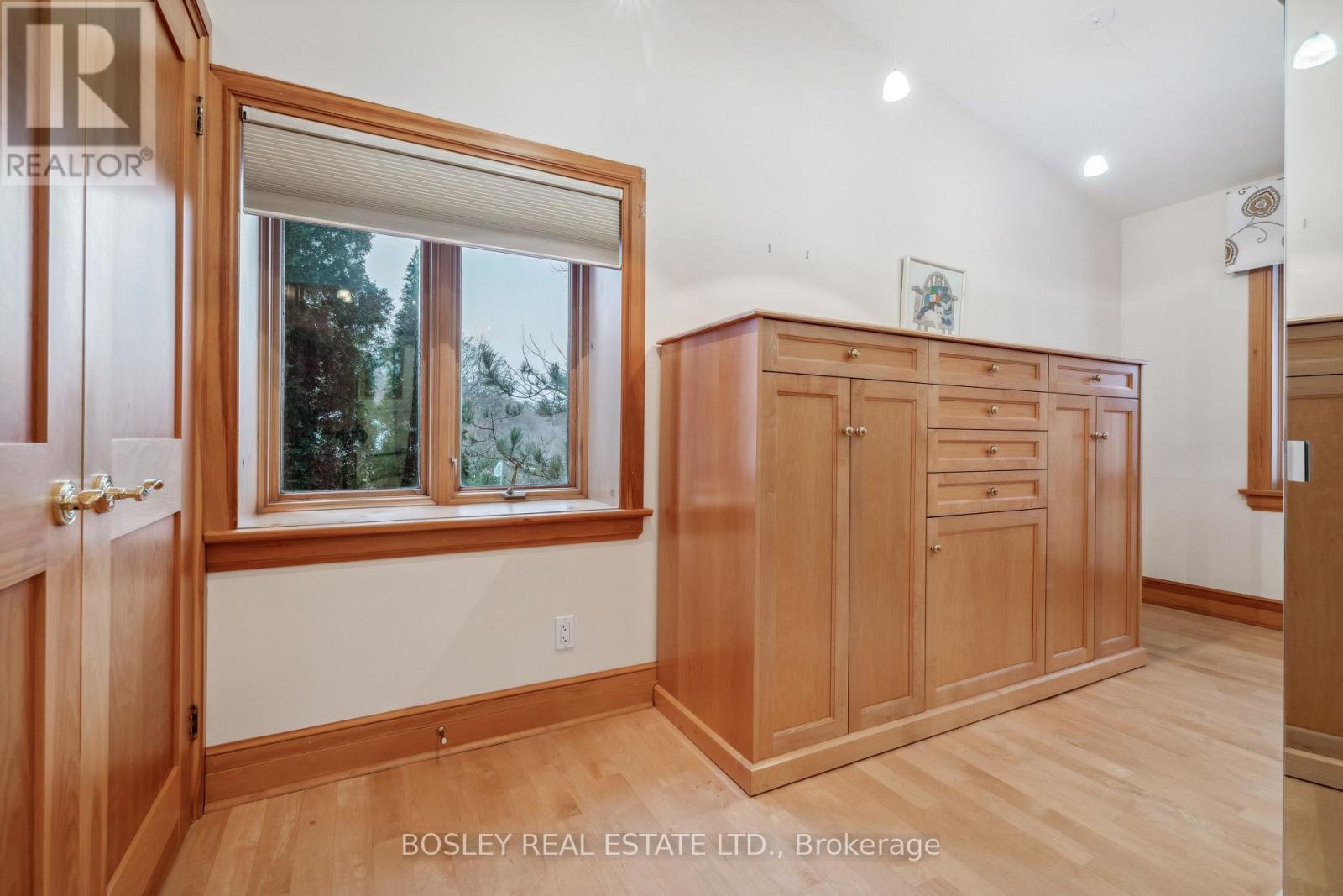 76 Old Mill Road, Toronto, Ontario  M8X 1G8 - Photo 24 - W12165037