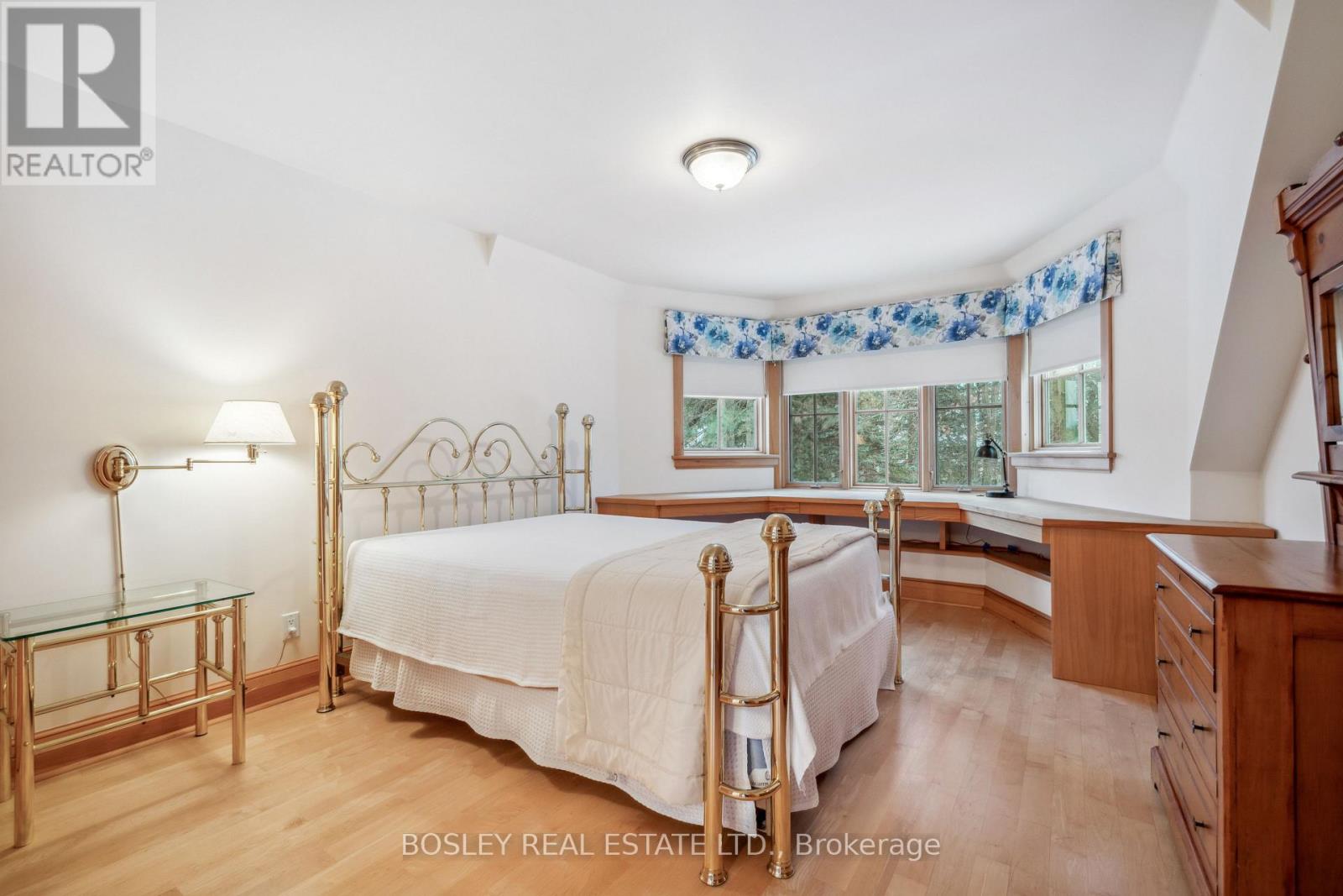 76 Old Mill Road, Toronto, Ontario  M8X 1G8 - Photo 28 - W12165037
