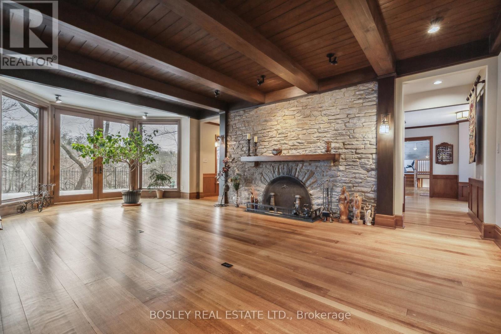 76 Old Mill Road, Toronto, Ontario  M8X 1G8 - Photo 4 - W12165037
