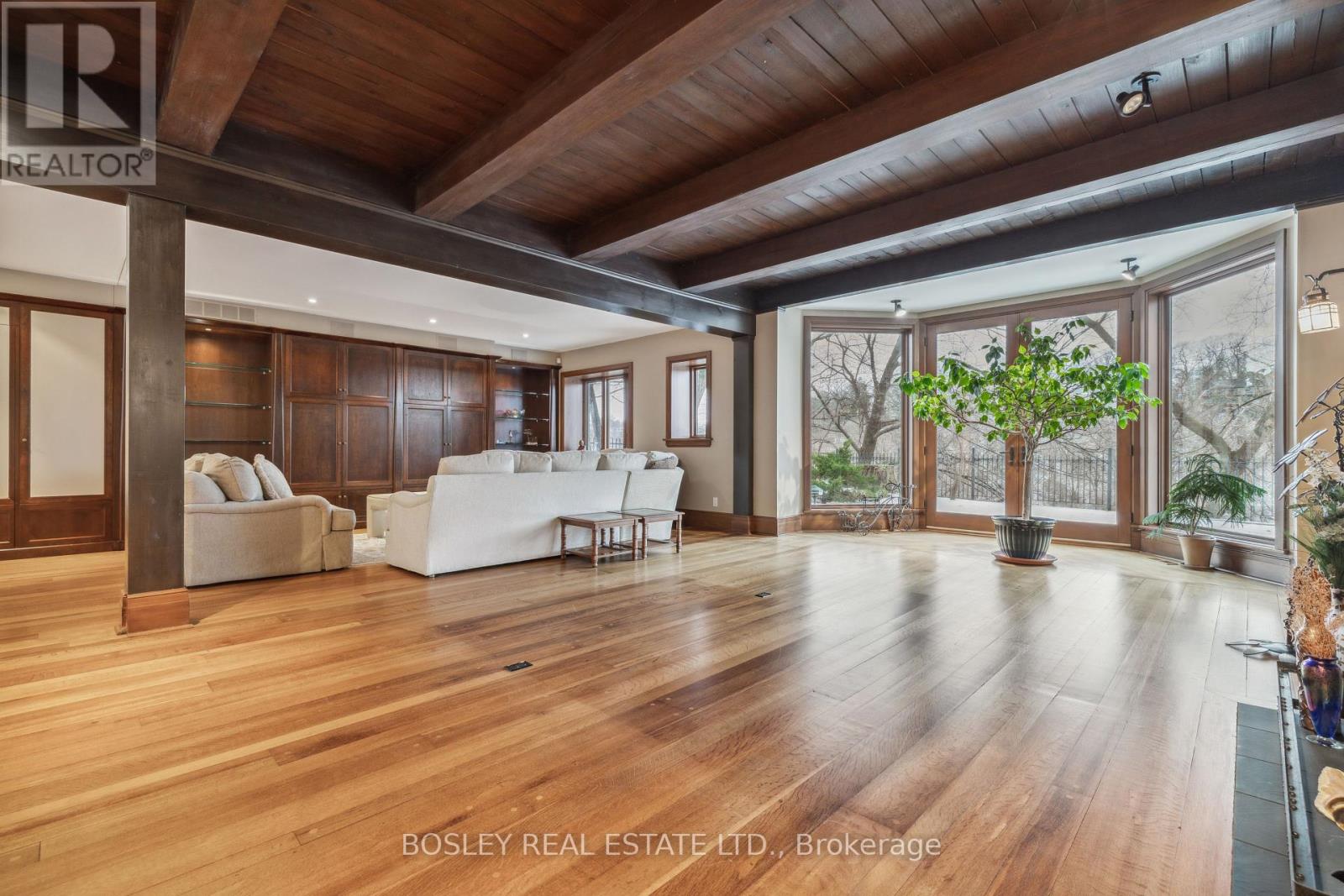 76 Old Mill Road, Toronto, Ontario  M8X 1G8 - Photo 6 - W12165037