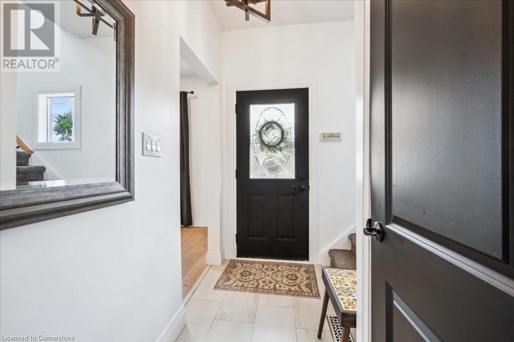 Property at 1124 QUEENSTON Road image 3