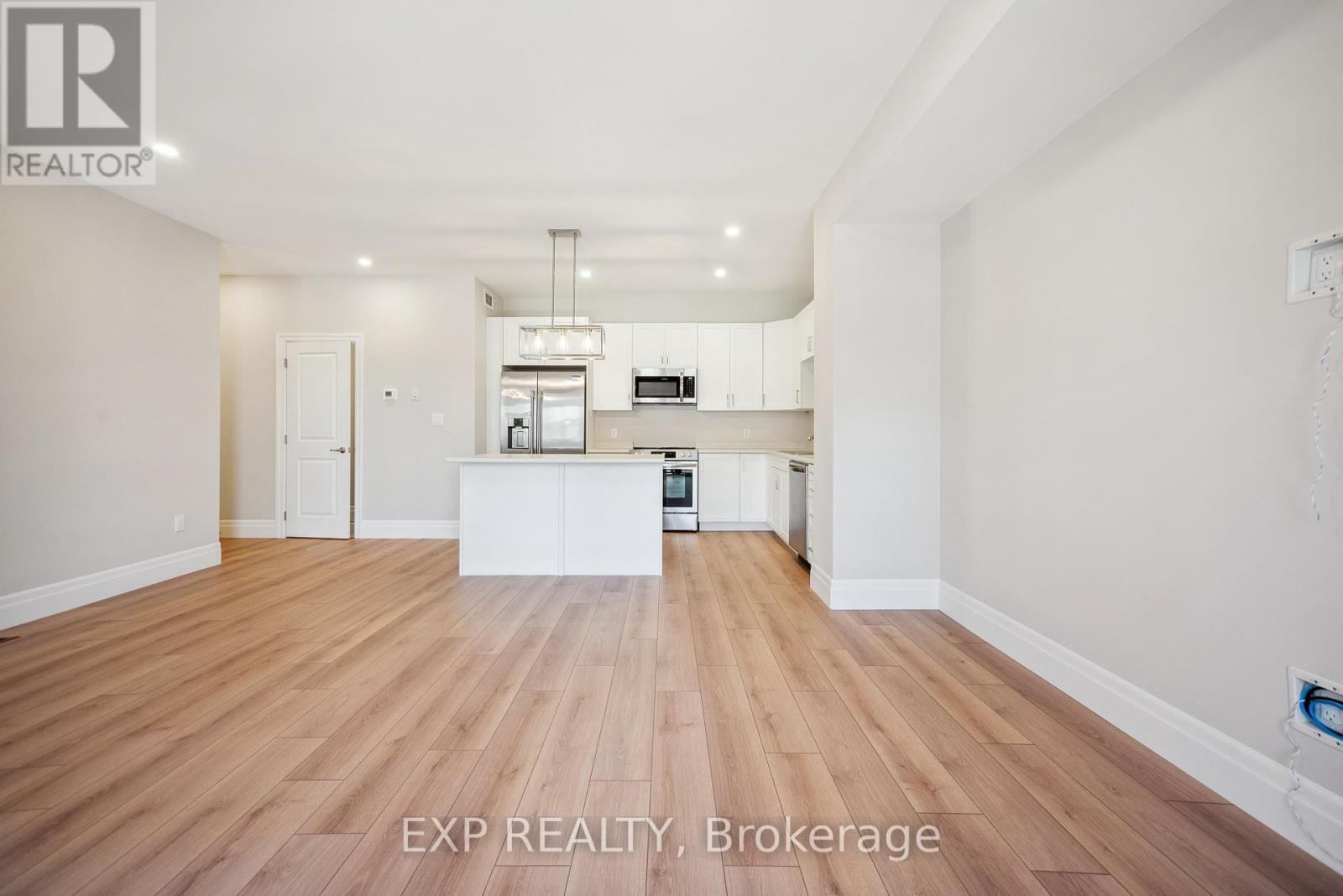 69 Evans Street, Prince Edward County, Ontario  K0K 2T0 - Photo 11 - X12075530