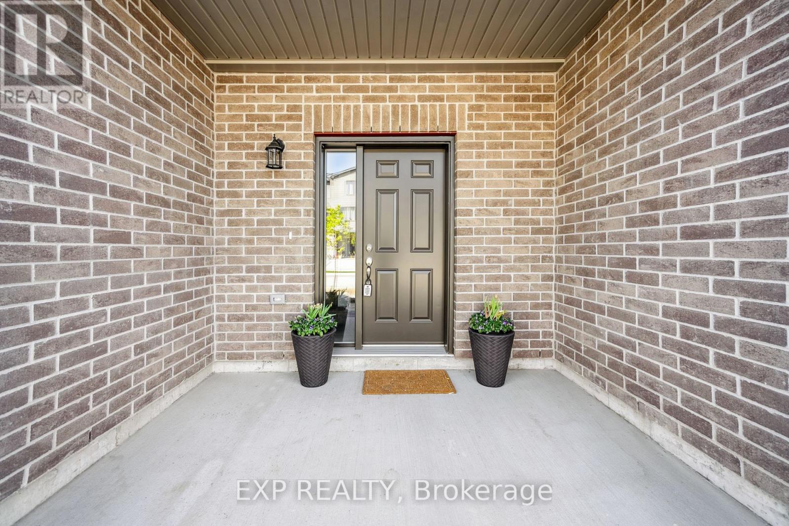 69 Evans Street, Prince Edward County, Ontario  K0K 2T0 - Photo 4 - X12075530