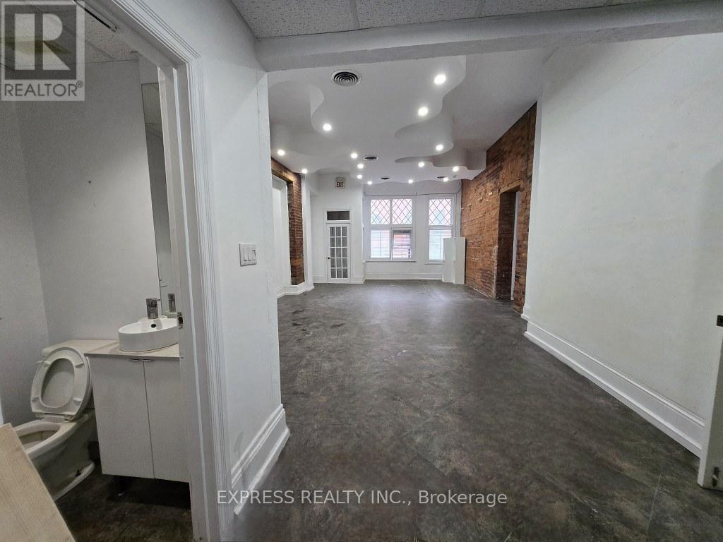 101b - 252 James Street S, Hamilton, Ontario  L8P 3B5 - Photo 5 - X12165050