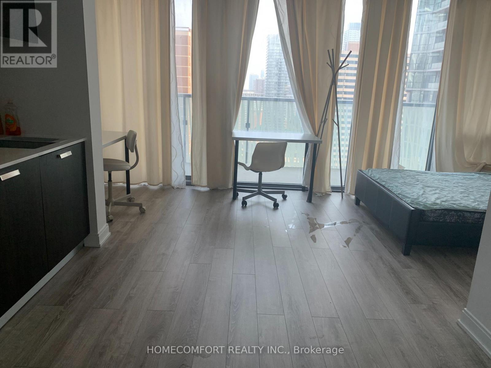 1704 - 50 Charles Street S, Toronto, Ontario  M4Y 1T1 - Photo 11 - C12064932