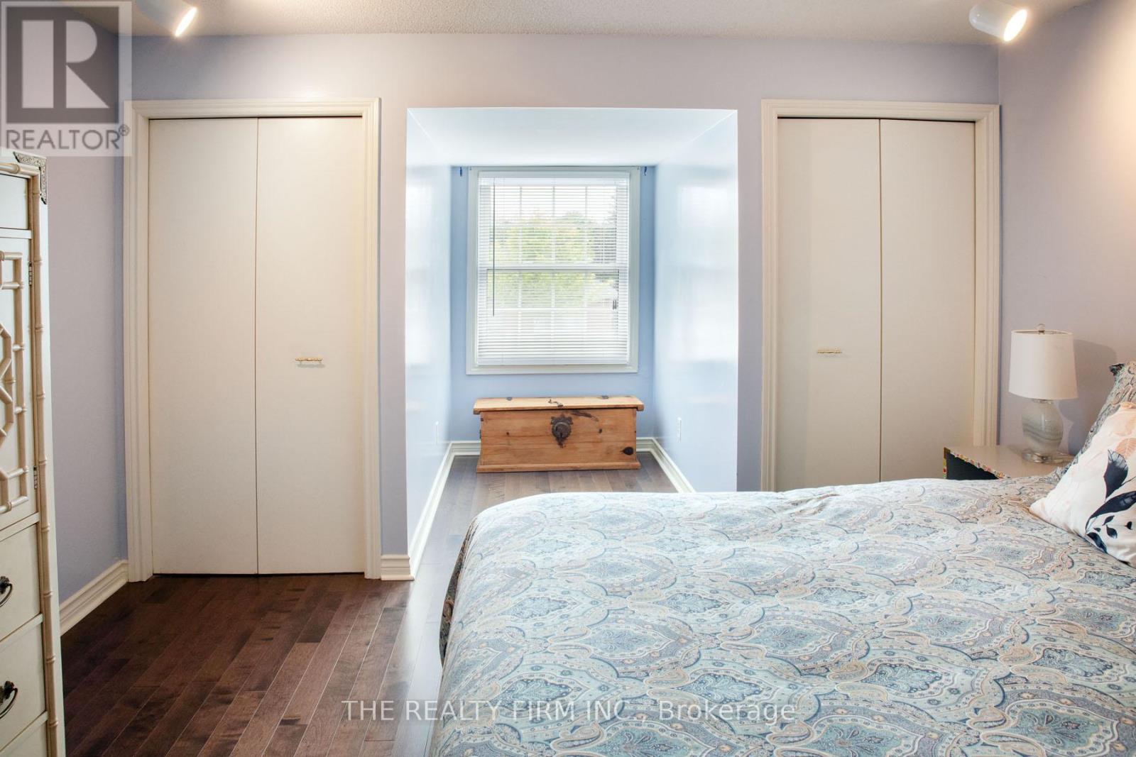 43 September Crescent, London South, Ontario  N6K 4E3 - Photo 29 - X12165414