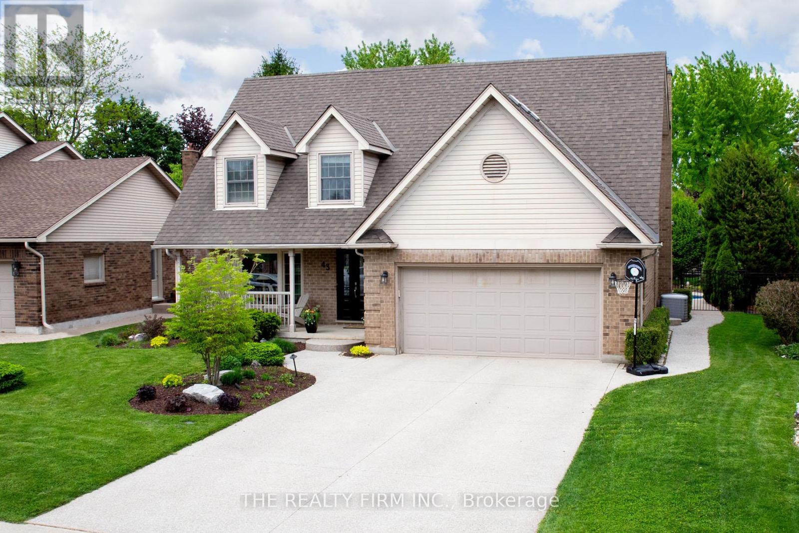 43 September Crescent, London South, Ontario  N6K 4E3 - Photo 45 - X12165414