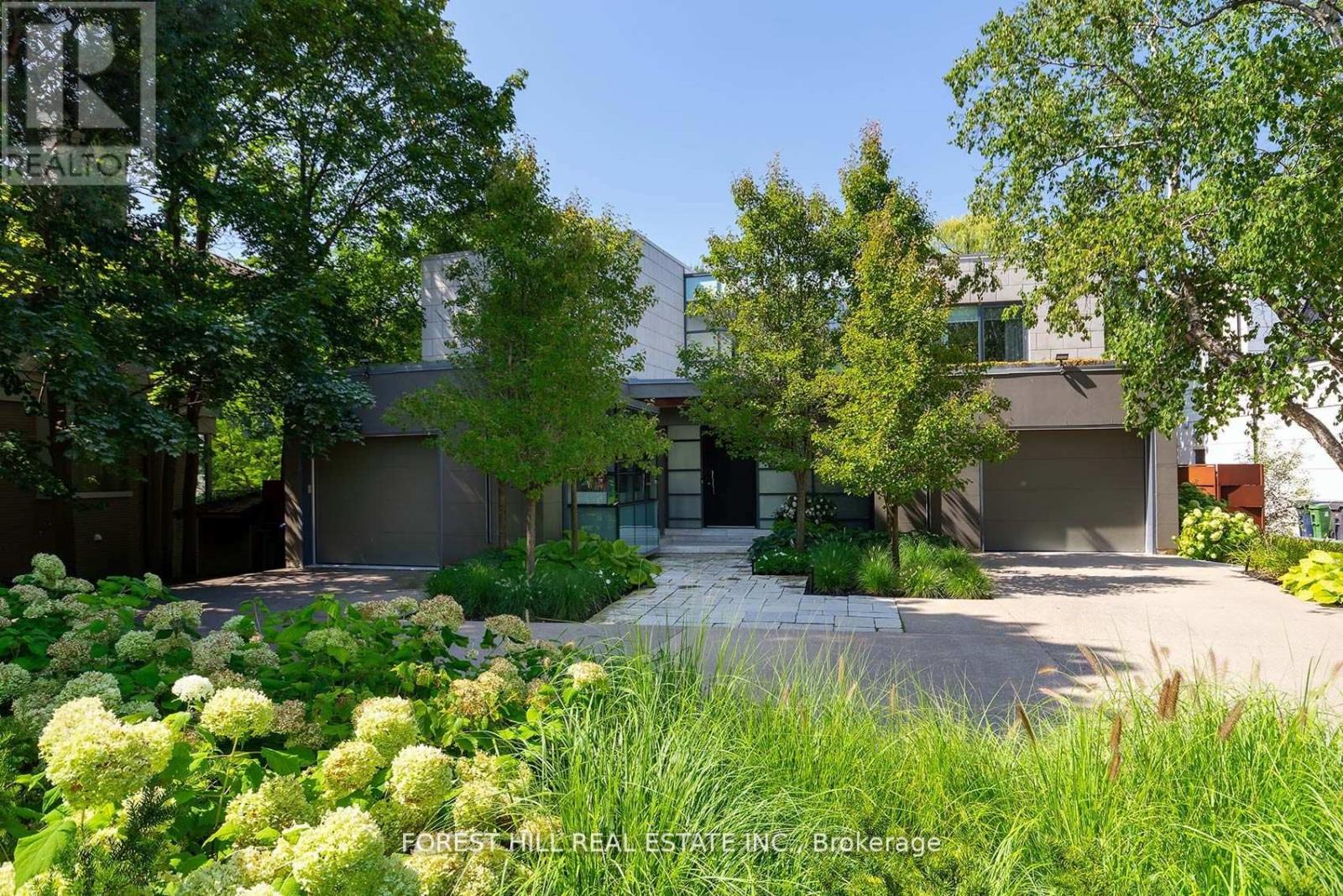 19 ALDERBROOK DRIVE, Toronto, Ontario