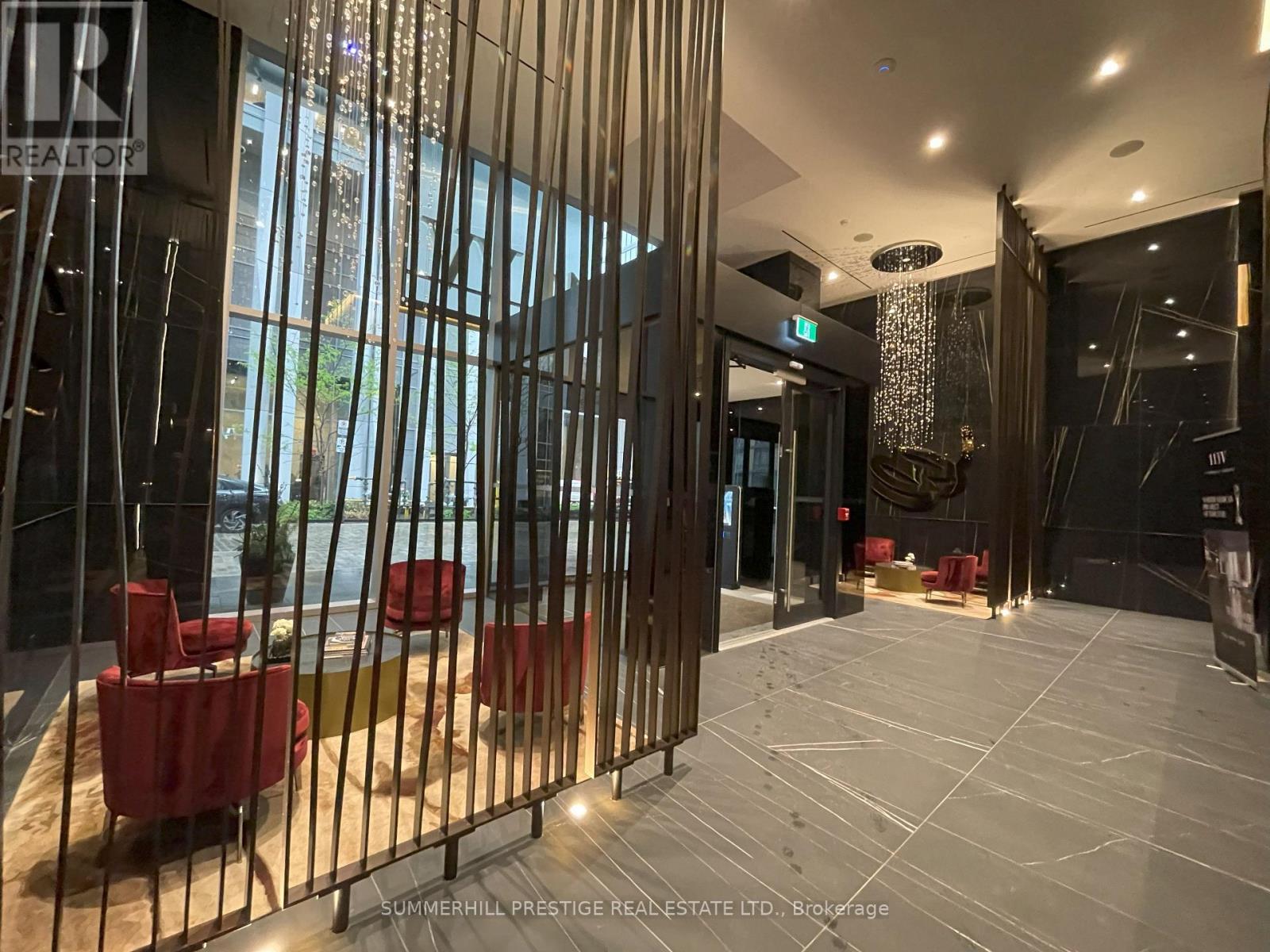2504 - 11 Yorkville Avenue, Toronto (Annex), Ontario  M4W 1L2 - Photo 18 - C12165134