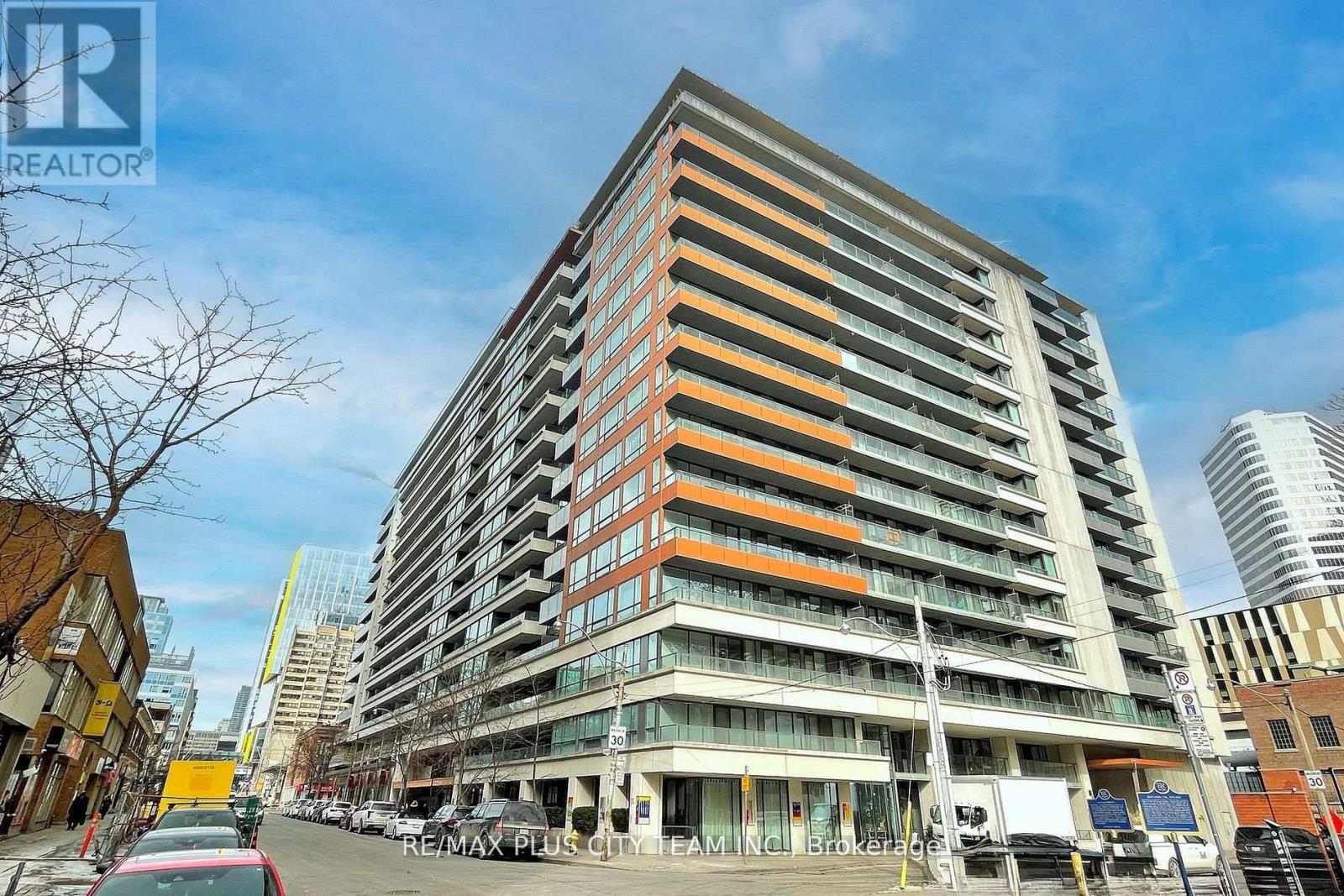 308 - 111 ELIZABETH STREET, Toronto, Ontario