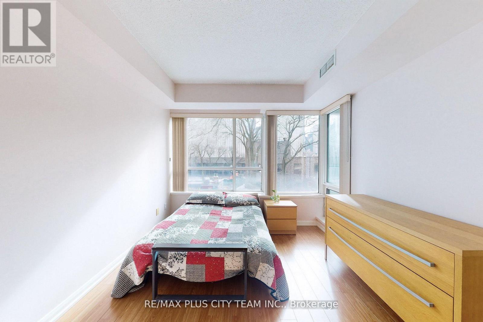308 - 111 Elizabeth Street, Toronto, Ontario  M5G 1P7 - Photo 14 - C12165137