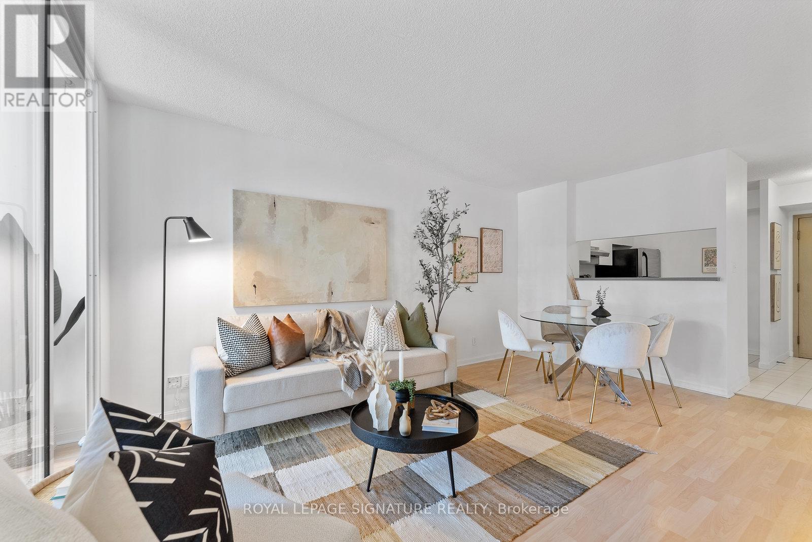 610 - 24 Wellesley Street W, Toronto, Ontario  M4Y 2X6 - Photo 6 - C12165141