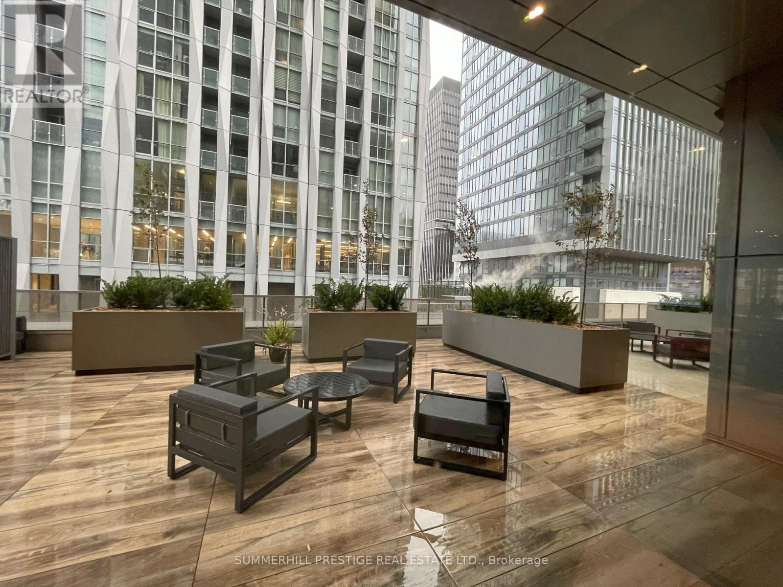 2505 - 11 Yorkville Avenue, Toronto (Annex), Ontario  M4W 0B7 - Photo 32 - C12165165