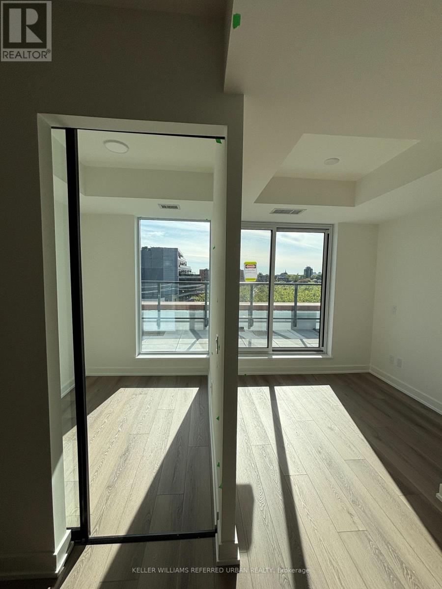 606 - 5 Lakeview Avenue, Toronto, Ontario  M6J 0H3 - Photo 8 - C12165323