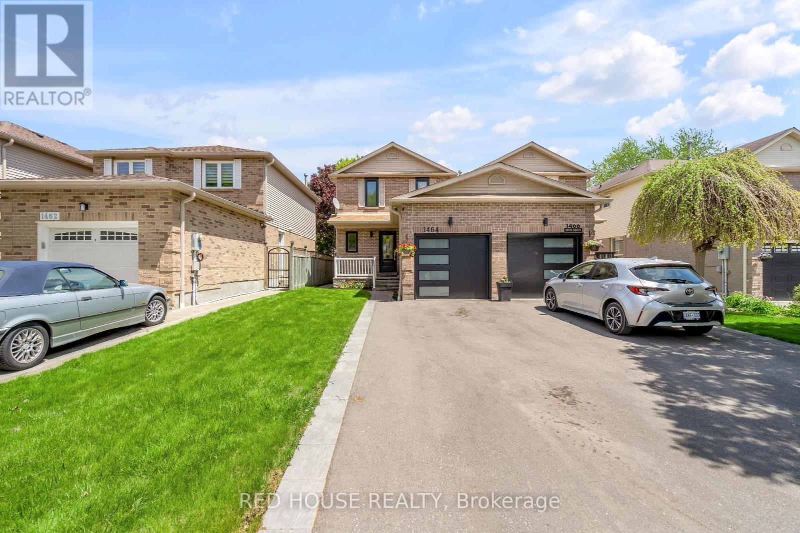 1464 Anton Square, Pickering, Ontario  L1V 5S3 - Photo 2 - E12165086