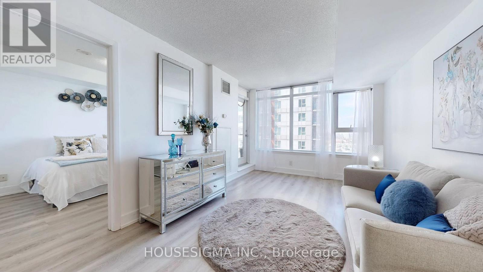 2211 - 190 Borough Drive, Toronto, Ontario  M1P 0B6 - Photo 1 - E12165186