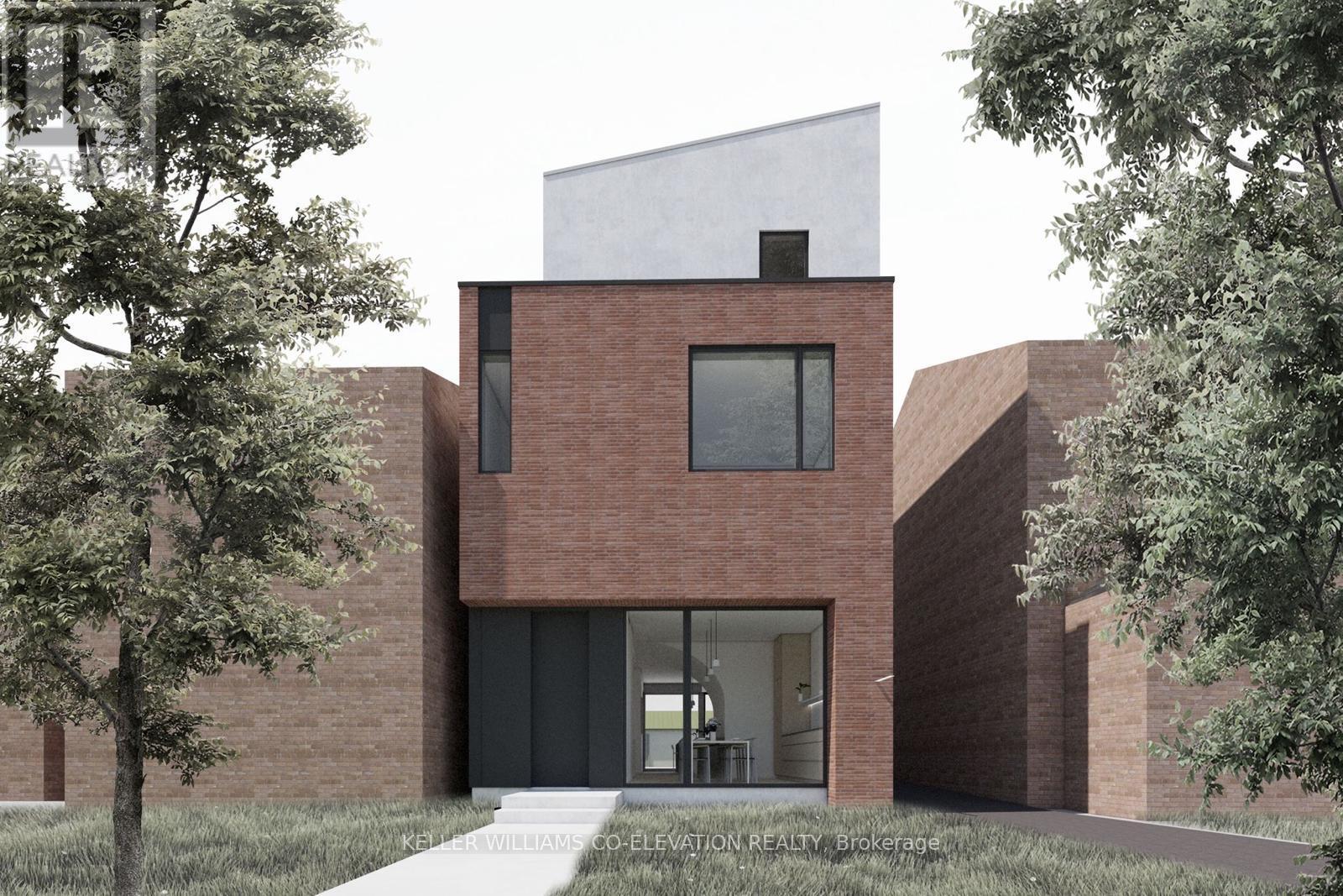 88 REDWOOD AVENUE, Toronto, Ontario