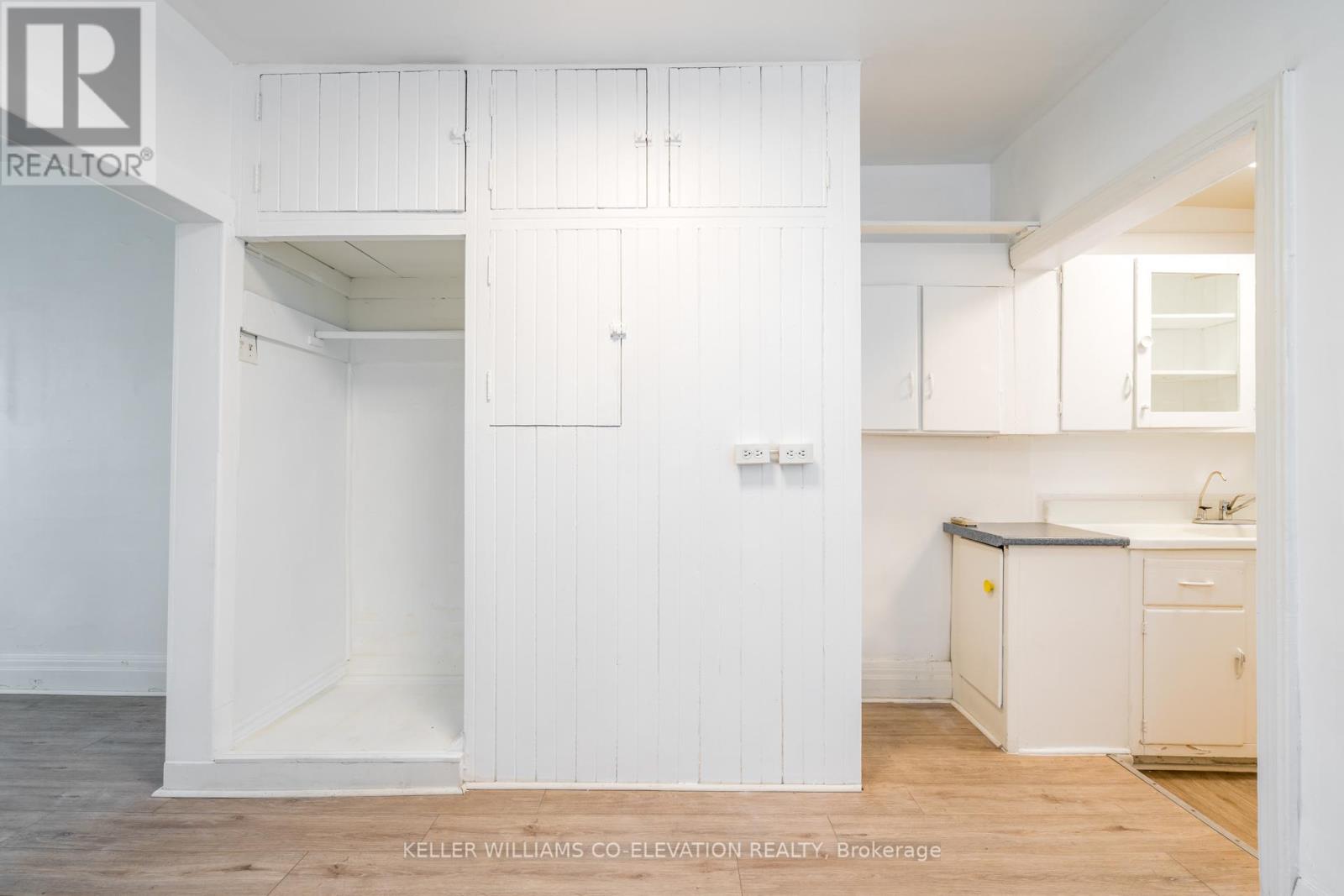 88 Redwood Avenue, Toronto, Ontario  M4L 2S6 - Photo 20 - E12165201