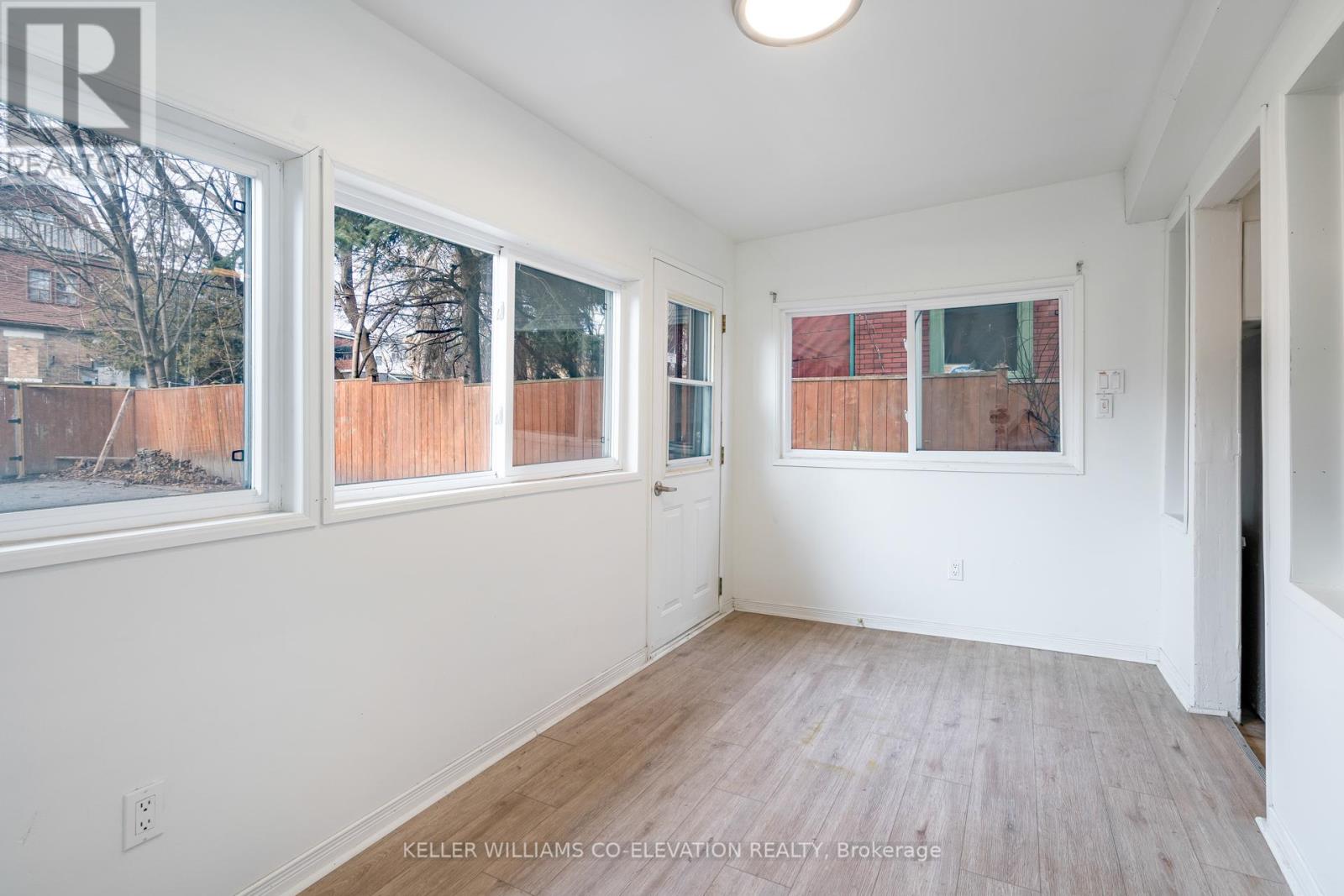 88 Redwood Avenue, Toronto, Ontario  M4L 2S6 - Photo 32 - E12165201