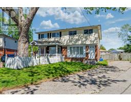 237 BARKLEY CRESCENT, Oshawa, Ontario