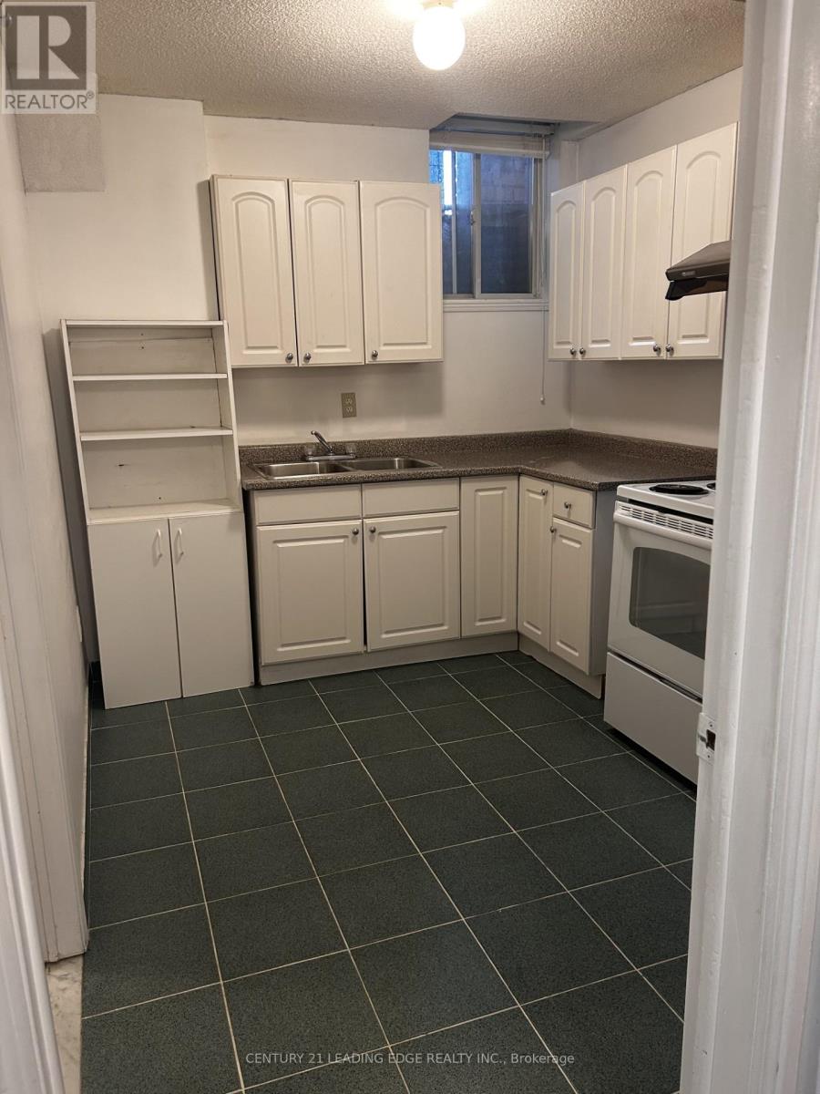 Bsmt - 284 Mclevin Avenue, Toronto, Ontario  M1B 6B9 - Photo 4 - E12165260