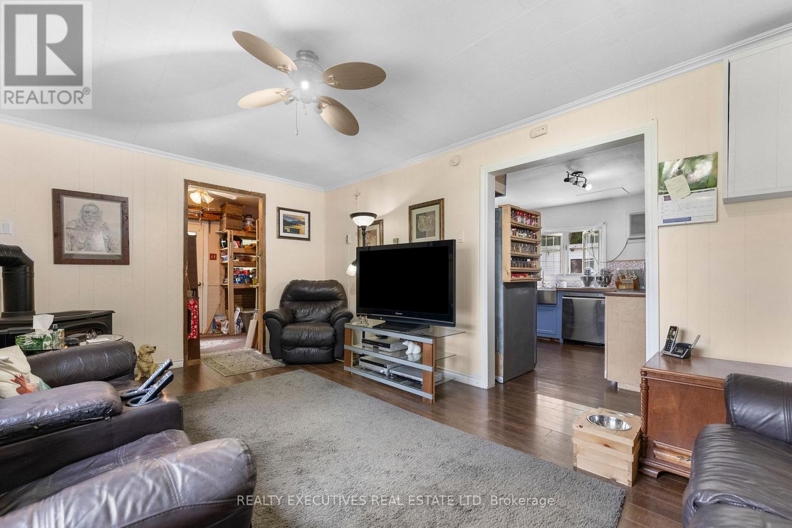 93 Old Kingston Road N, Rideau Lakes, Ontario  K0G 1L0 - Photo 10 - X12165508