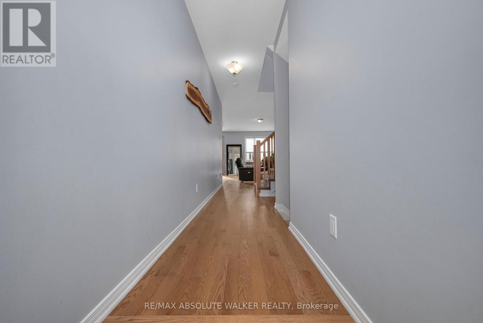 Property at 545 TULIP TREE WAY image 4