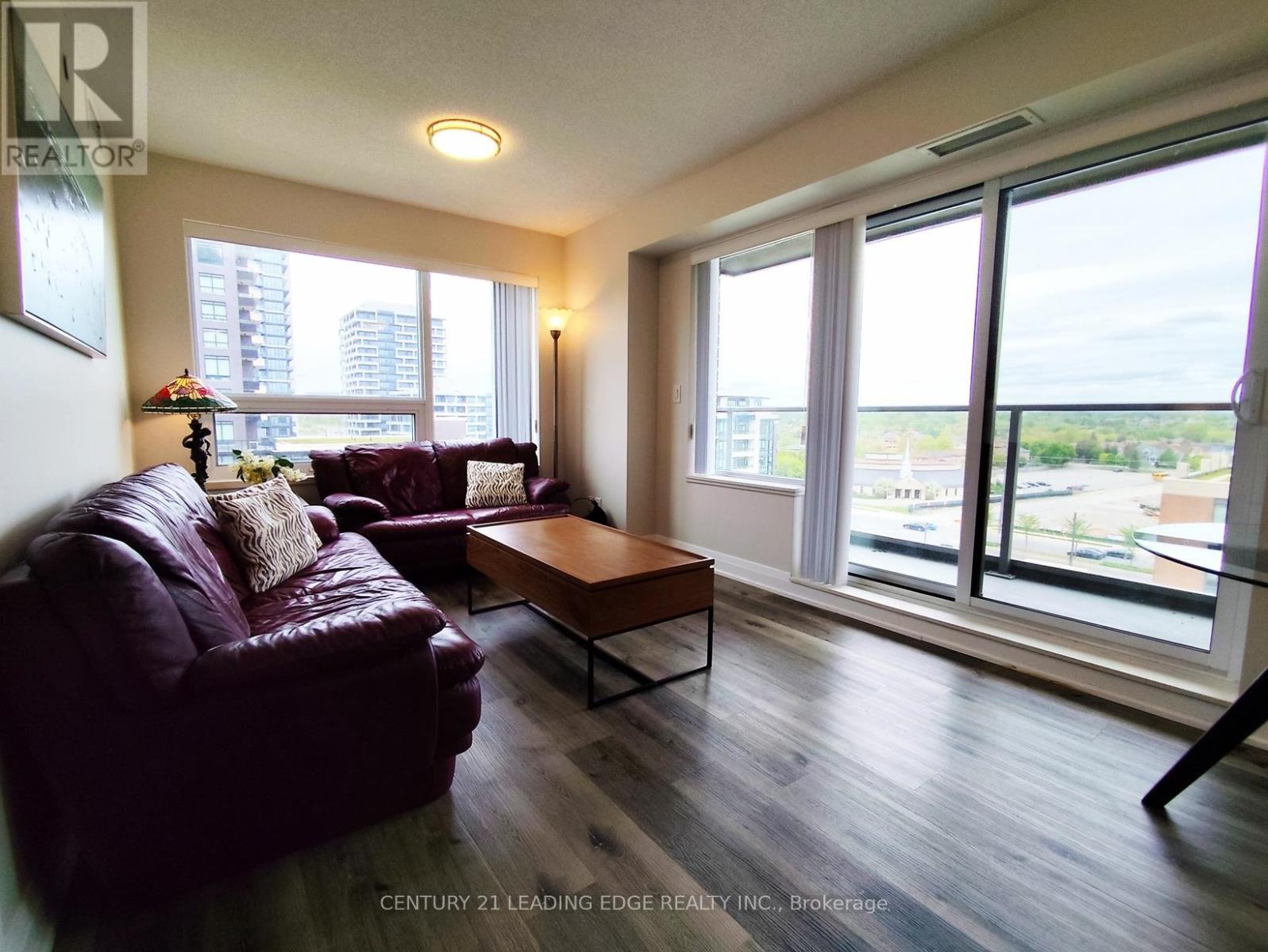 Property at 1010 - 18 UPTOWN DRIVE image 4