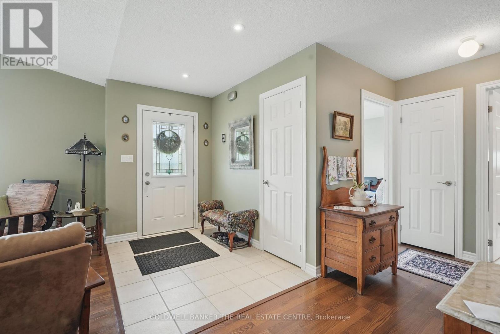 Property at 15 RECREATION DRIVE image 5