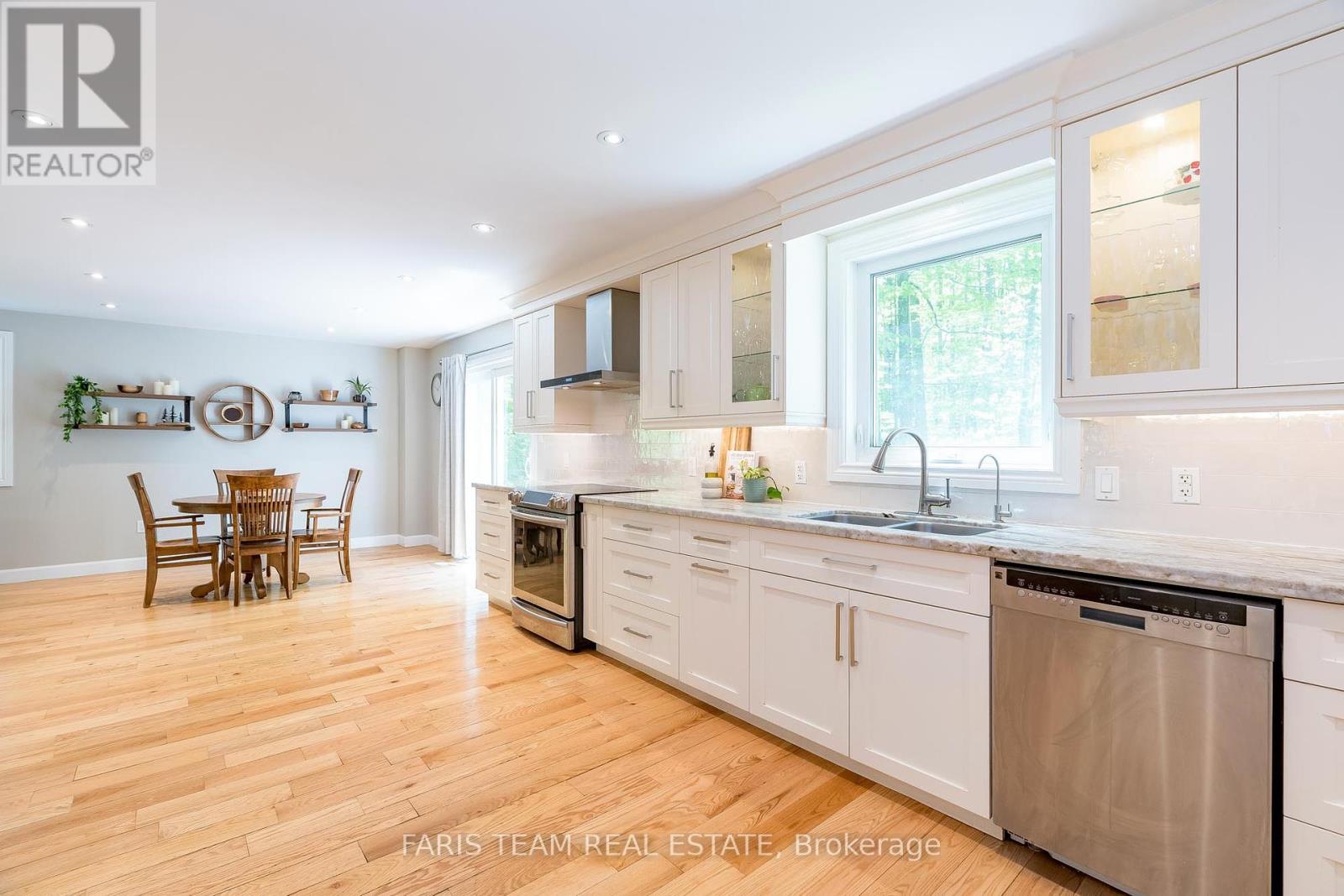 47 Deer Lane, Adjala-Tosorontio, Ontario  L0M 1J0 - Photo 6 - N12165370
