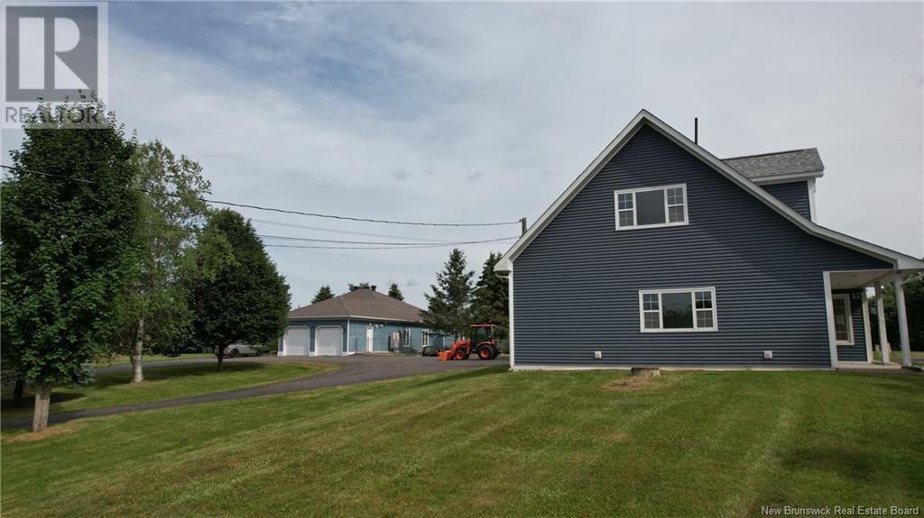 15 And 17 Macdonald Road, Upper Woodstock, New Brunswick  E7M 3C3 - Photo 3 - NB102067