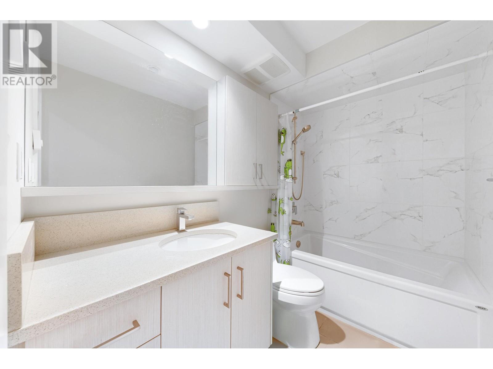 Listing Picture 13 of 23 : 6030 PRINCE EDWARD STREET, Vancouver / 溫哥華 - 魯藝地產 Yvonne Lu Group - MLS Medallion Club Member