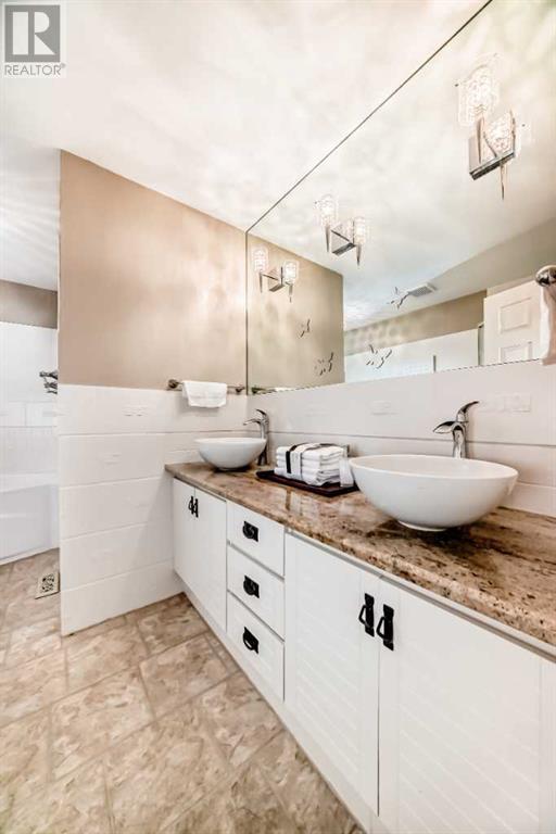 145 Straddock Terrace Sw, Calgary, Alberta  T3H 2T5 - Photo 38 - A2220797