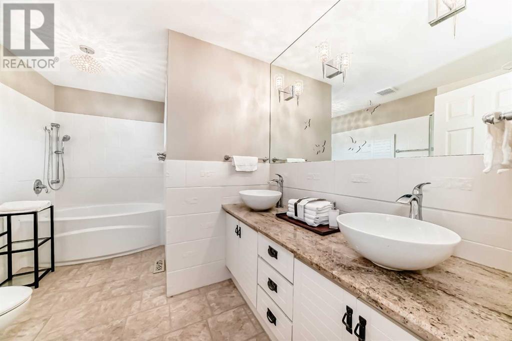 145 Straddock Terrace Sw, Calgary, Alberta  T3H 2T5 - Photo 37 - A2220797