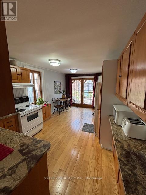 58-60 St Andrew Street, Ottawa, Ontario  K1N 5E9 - Photo 9 - X12156587