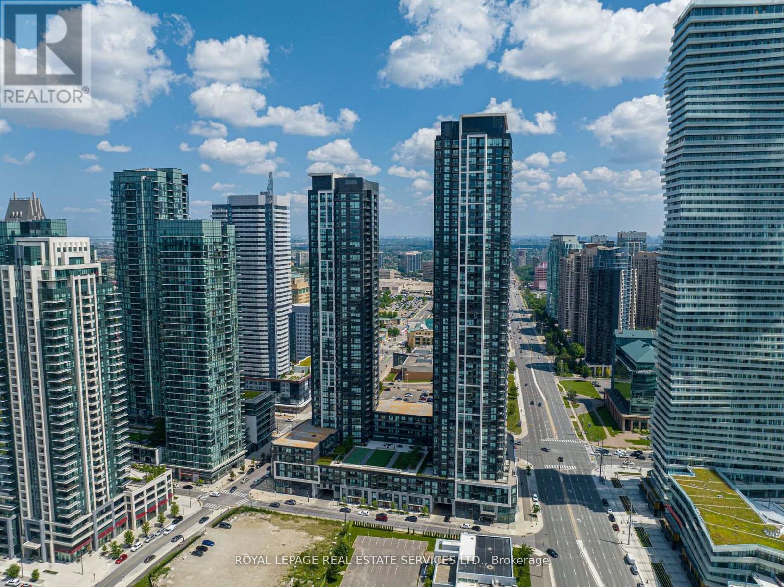 3303 - 510 Curran Place, Mississauga (City Centre), Ontario  L5B 0J8 - Photo 2 - W12165129