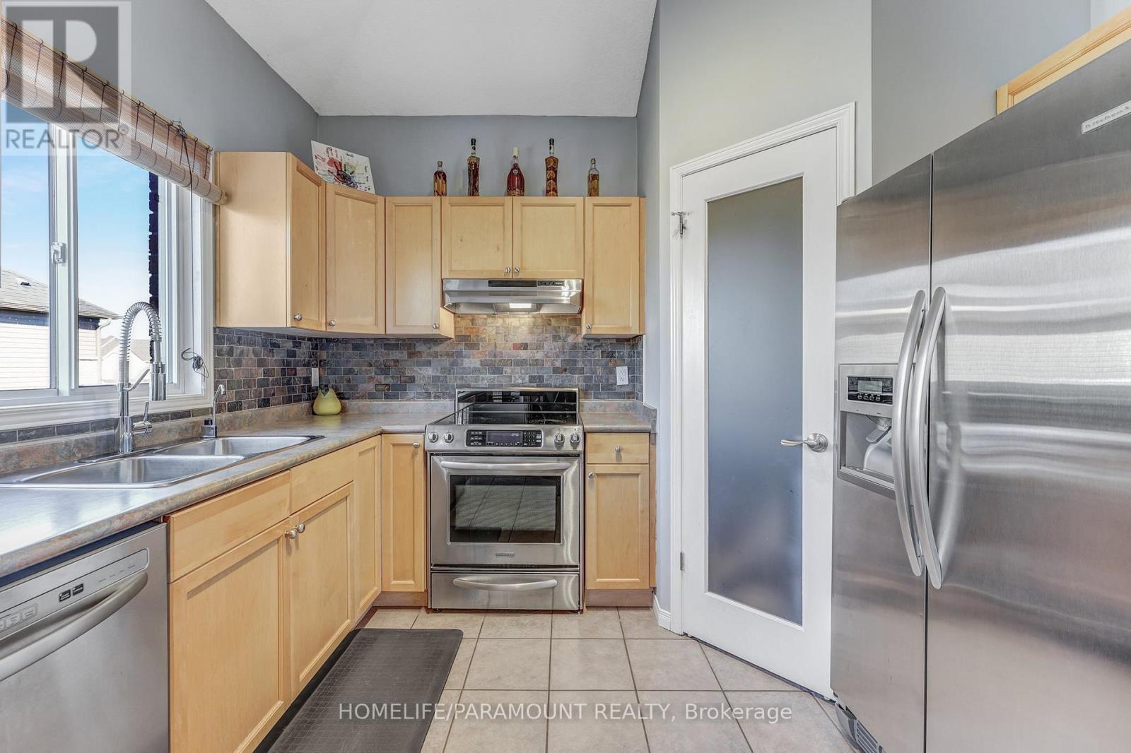 41 Cameron Crescent, Orangeville, Ontario  L9W 5G7 - Photo 11 - W12165136