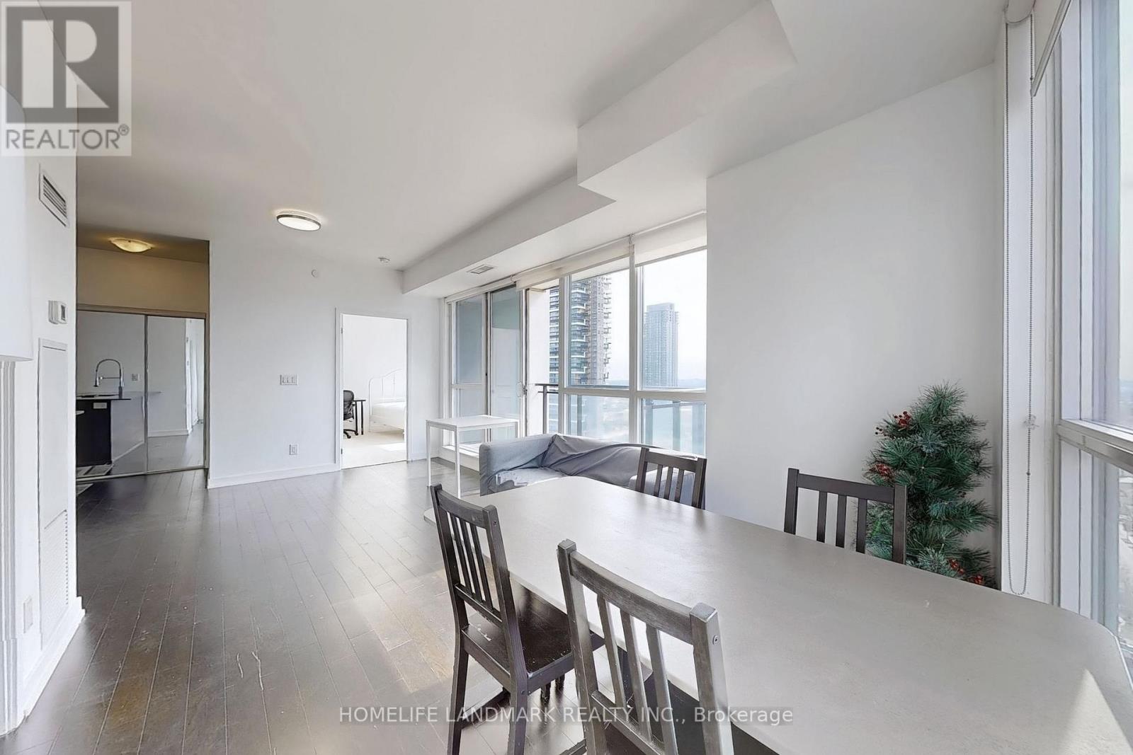 2304 - 510 Curran Place, Mississauga, Ontario  L5B 0J8 - Photo 11 - W12165147