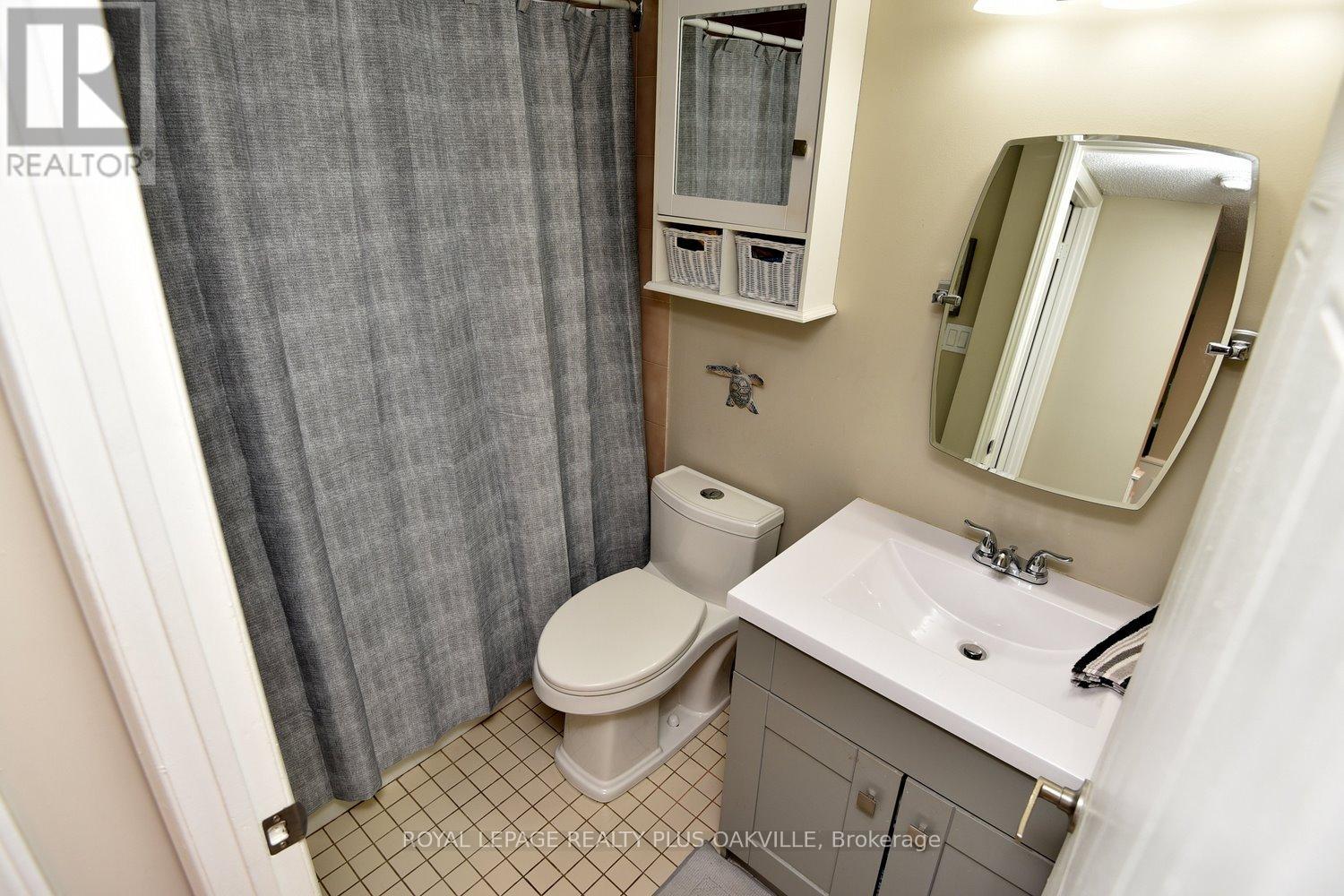 404 - 1225 North Shore Boulevard E, Burlington, Ontario  L7S 1Z6 - Photo 25 - W12165213