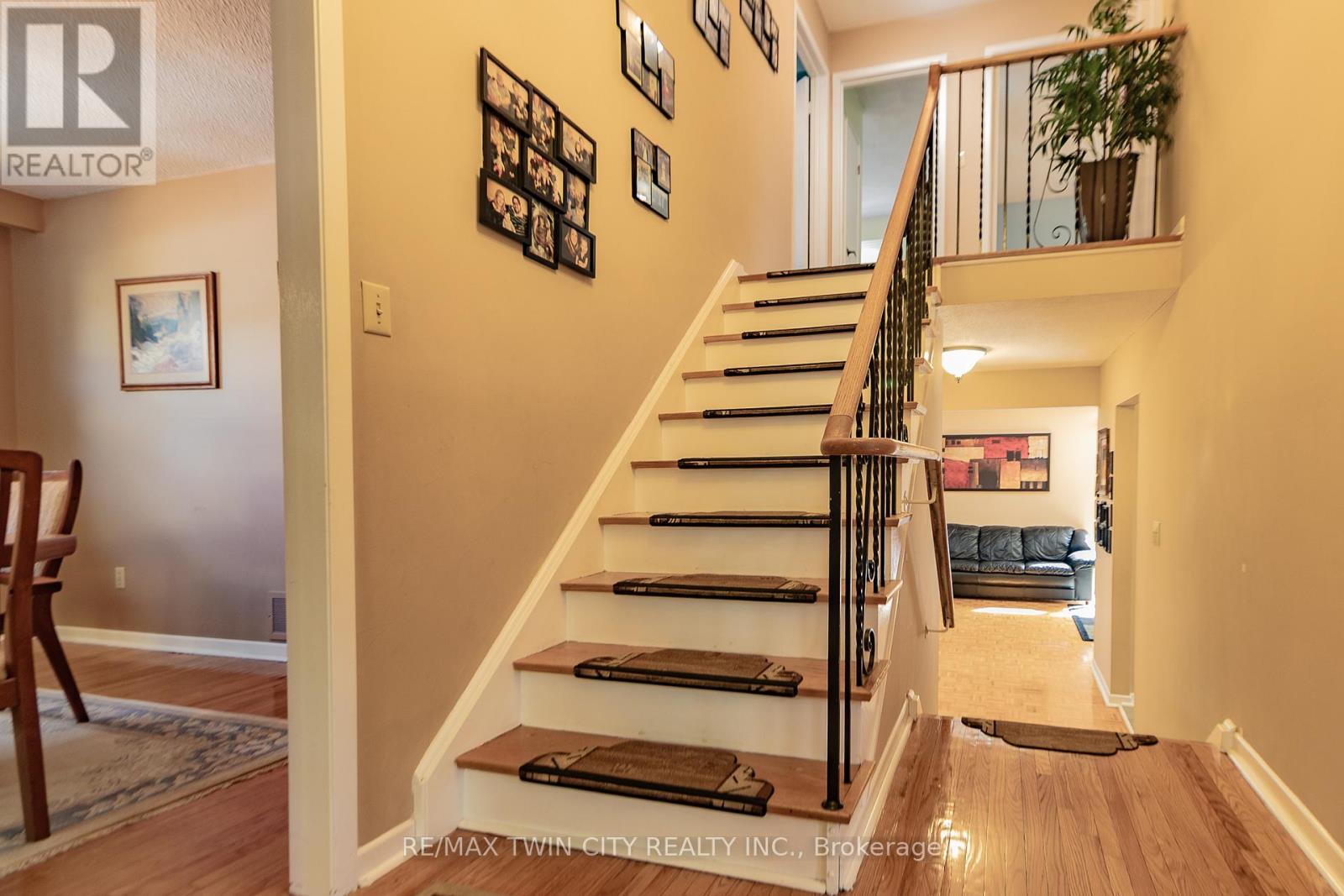 20 Manorcrest Street, Brampton, Ontario  L6S 2X1 - Photo 19 - W12165282