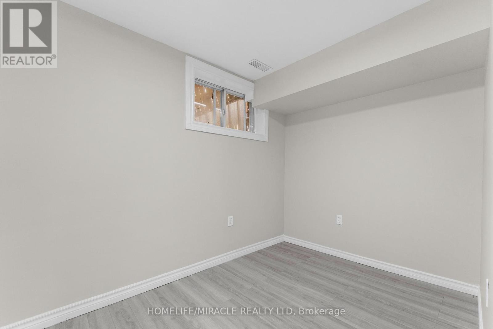 119 Nickolas Crescent, Cambridge, Ontario  N3C 3L7 - Photo 25 - X12165085