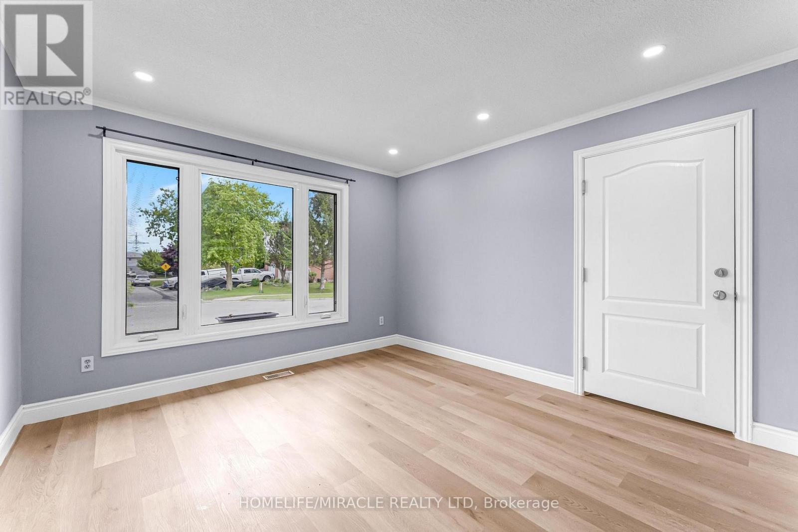 119 Nickolas Crescent, Cambridge, Ontario  N3C 3L7 - Photo 6 - X12165085