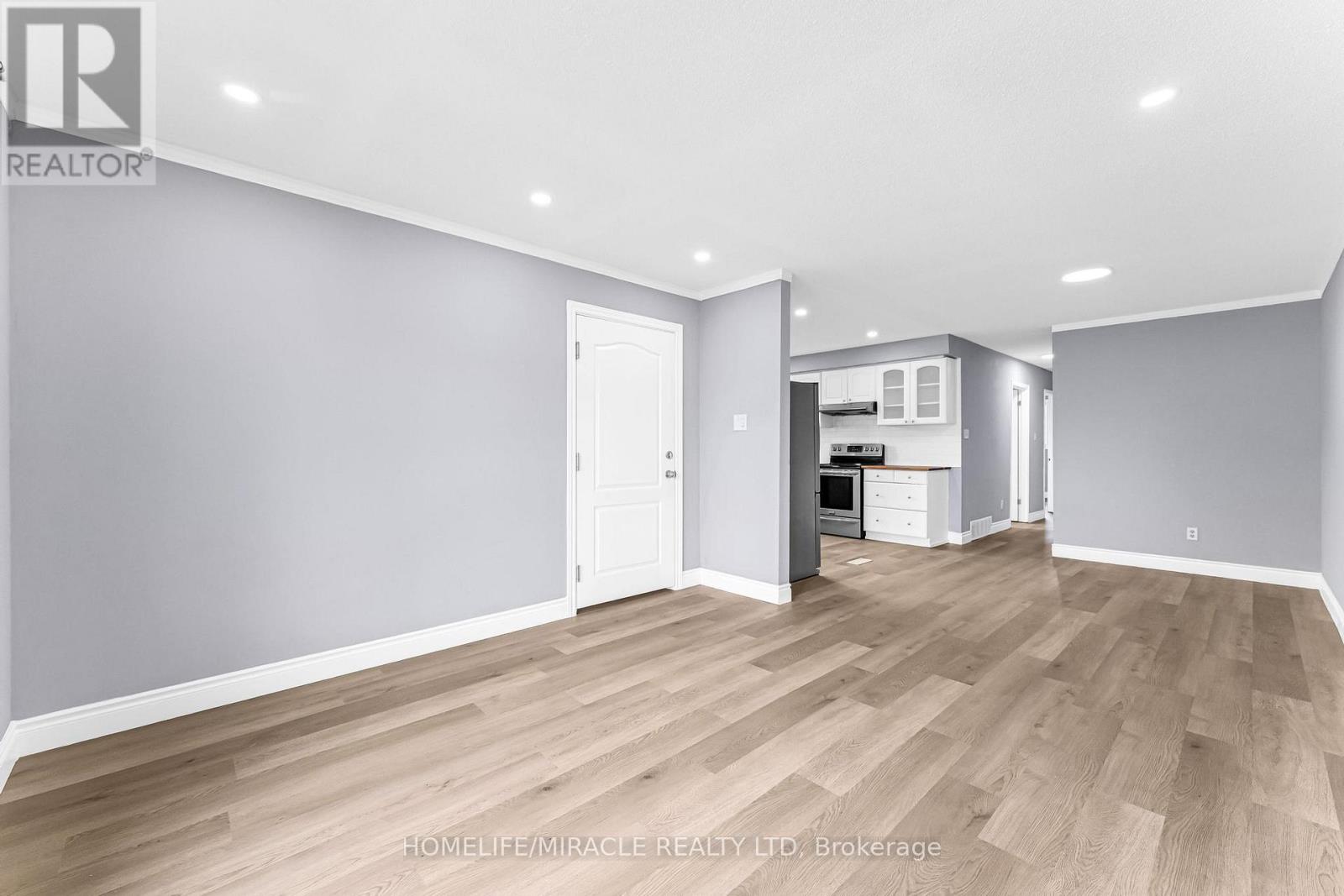 119 Nickolas Crescent, Cambridge, Ontario  N3C 3L7 - Photo 7 - X12165085