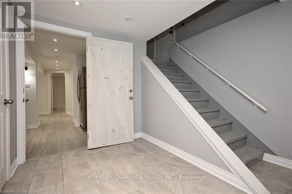 15 First Street, Hamilton, Ontario  L0R 2H0 - Photo 18 - X12165191