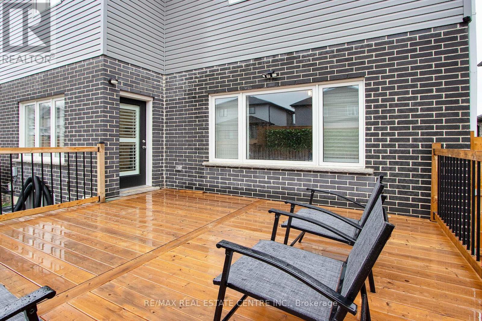 13 Sutherland Crescent Ne, Ingersoll, Ontario  N5C 0E3 - Photo 49 - X12165214
