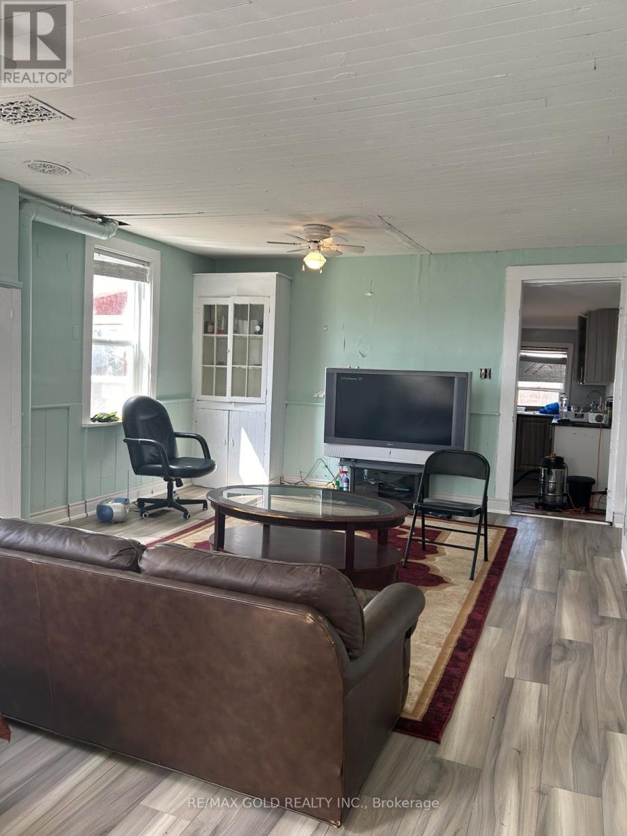 519 Goodyear Road, Greater Napanee (Greater Napanee), Ontario  K7R 3L2 - Photo 11 - X12165219