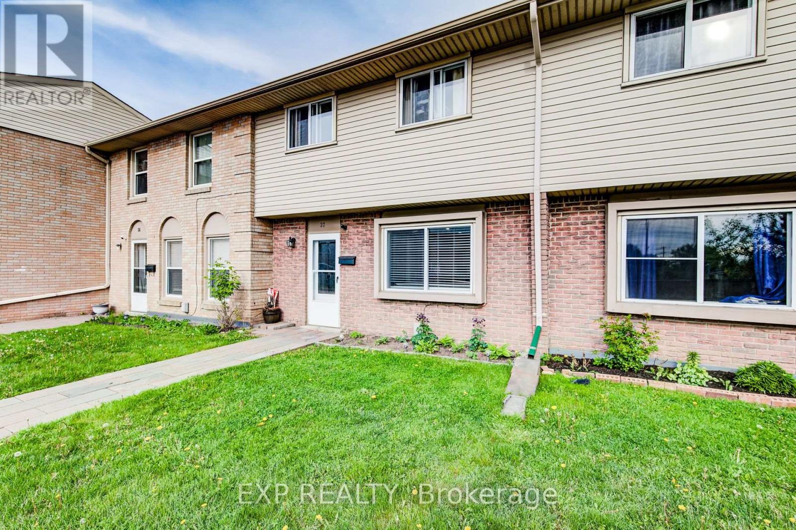 37 - 293 Fairway Road N, Kitchener, Ontario  N2A 2P1 - Photo 4 - X12165226