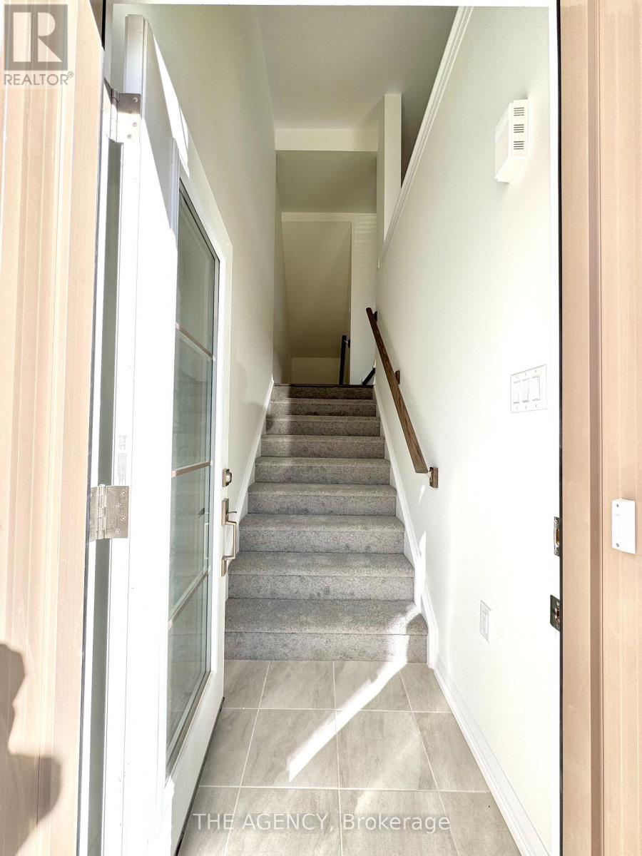 31 - 389 Conklin Road, Brantford, Ontario  N3T 0Y3 - Photo 5 - X12165314