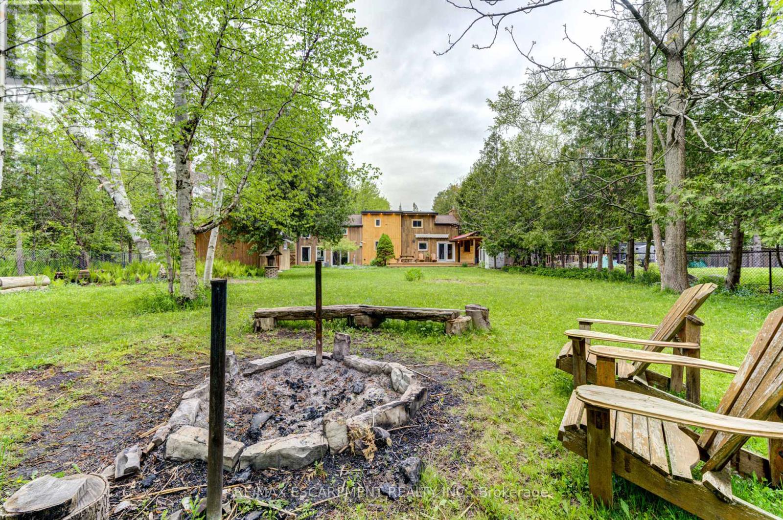 109 Hope Street, Blue Mountains, Ontario  L9Y 0L1 - Photo 42 - X12165351
